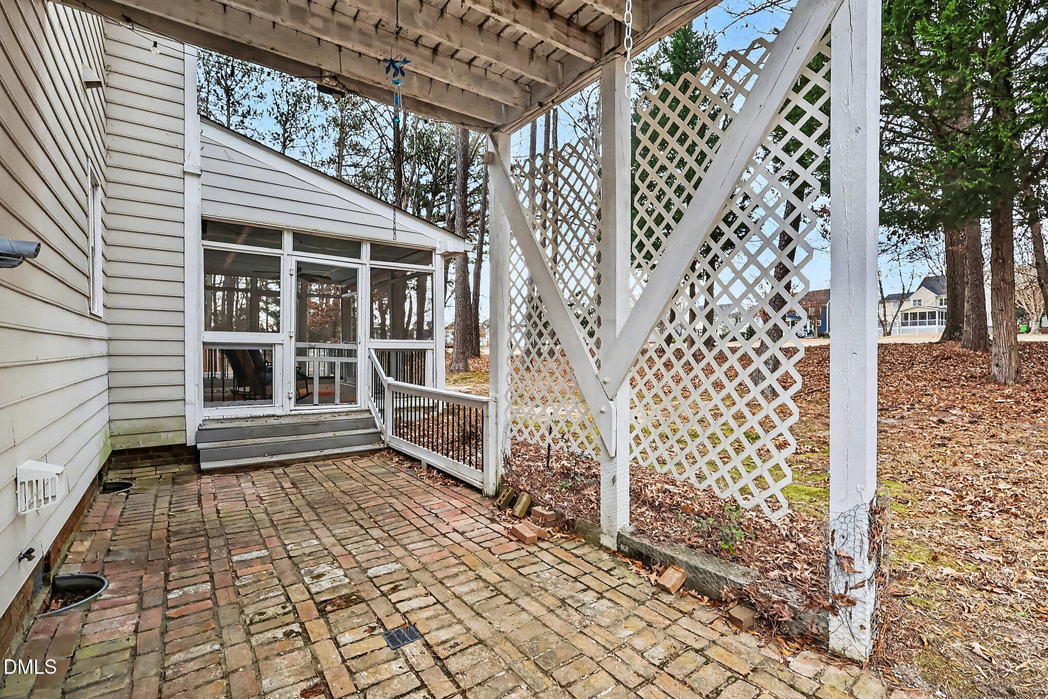 2049 Muirfield Village Way Raleigh, NC 27604 - Photo 45 of 57 046_file_268