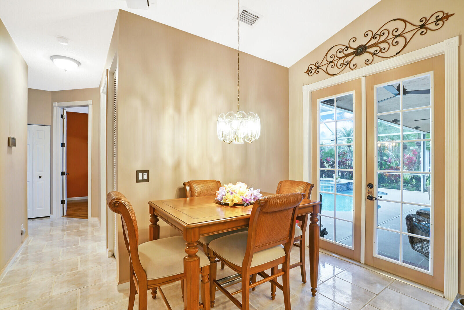 109 Nottingham Road Royal Palm Beach, FL 33411 - Photo 14 of 41 15_Image_15_mls