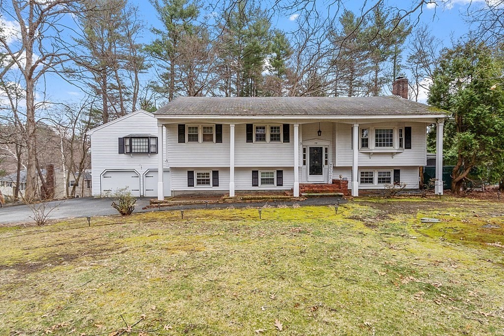 39 Cardigan Road Tewksbury, MA 01876 - Photo 1 of 42 Gallery Image 1