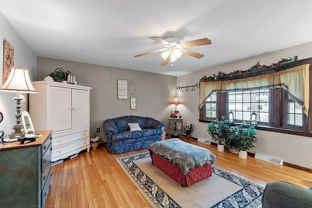 39 Cardigan Road Tewksbury, MA 01876 - Photo 13 of 42 Gallery Image 13