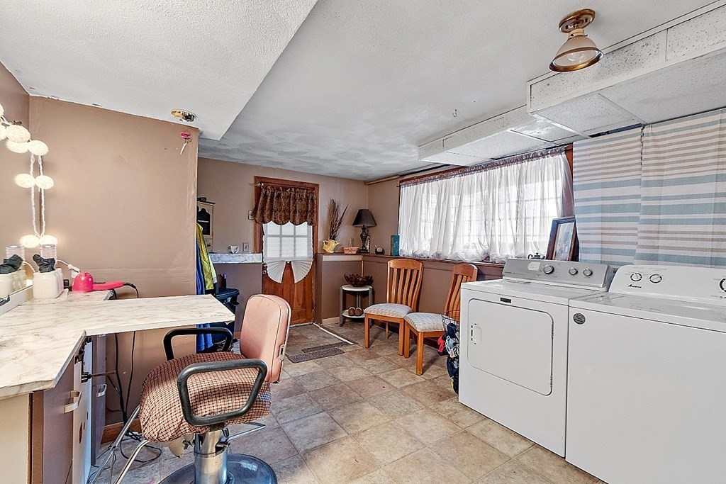 39 Cardigan Road Tewksbury, MA 01876 - Photo 28 of 42 Gallery Image 28