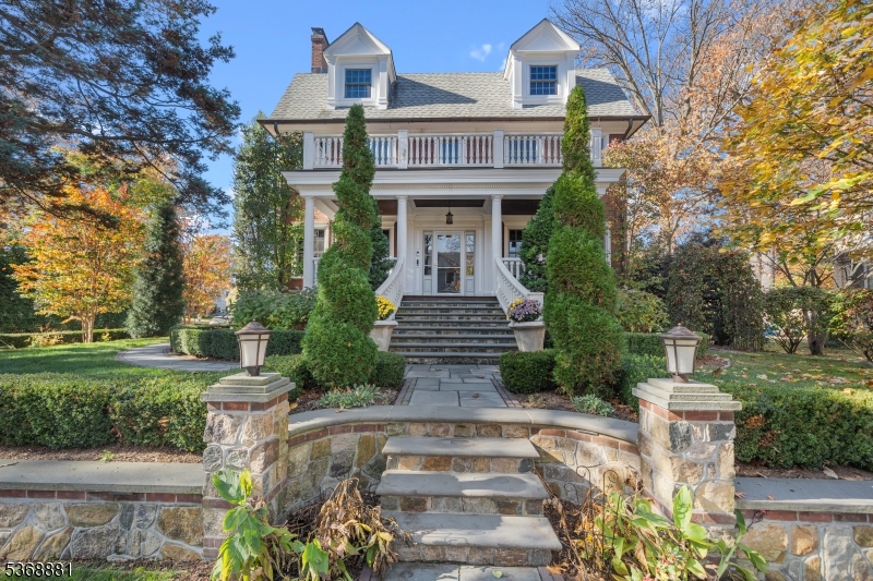 67 Tulip Street Summit, NJ 07901 - Photo 2 of 47