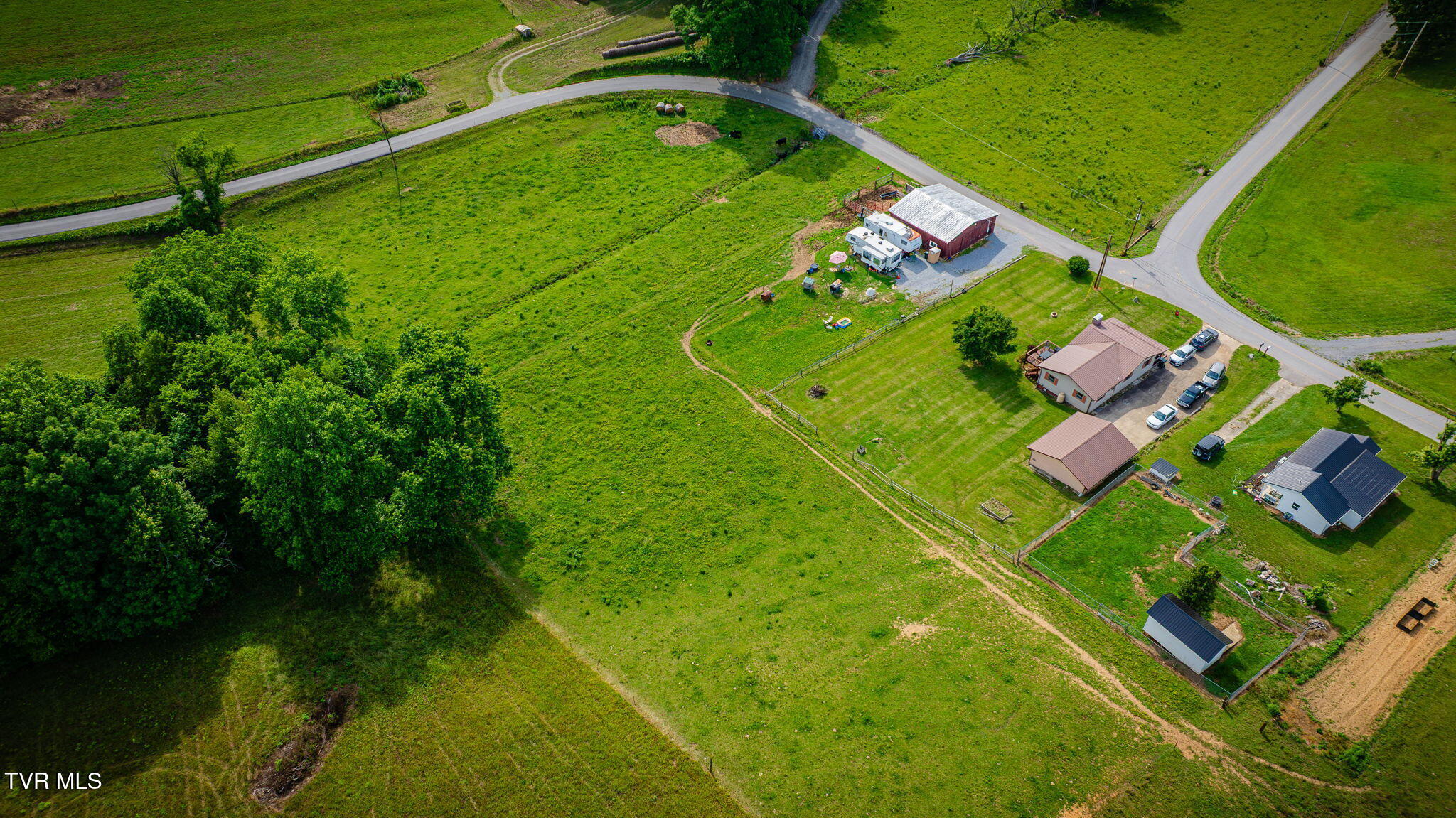 102 Fellers Road Chuckey, TN 37641 - Photo 15 of 15 004