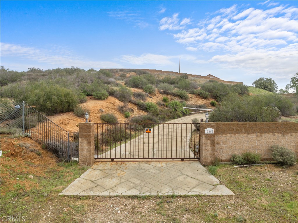 10657 Mint Canyon Road Agua Dulce, CA 91390 - Photo 13 of 14