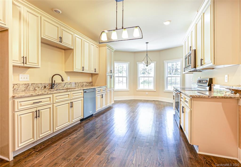 6006 Neck Road Huntersville, NC 28078 - Photo 7 of 35 Gallery Image 7