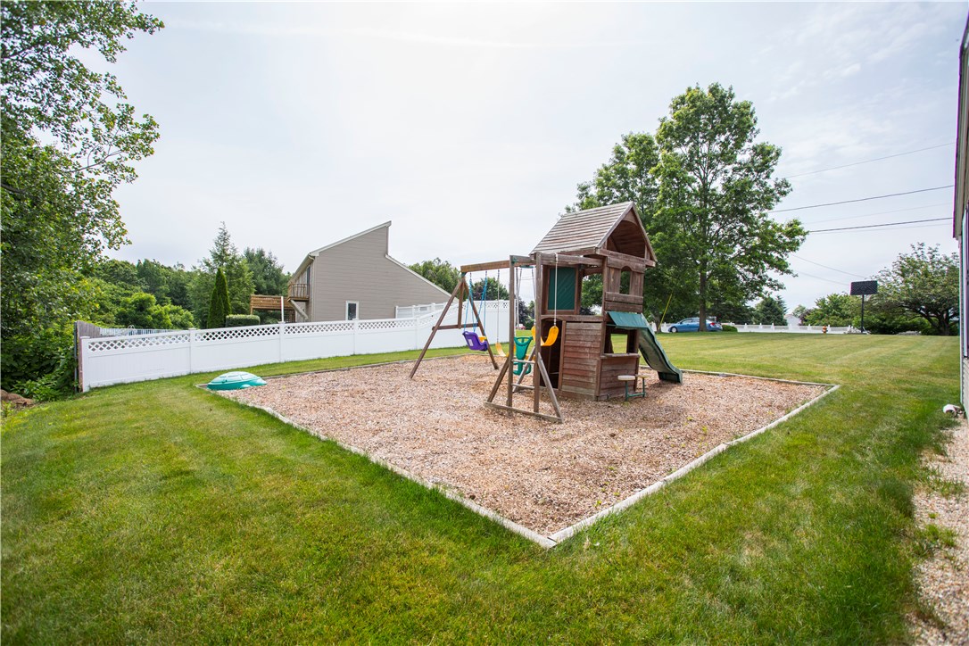 101 Blacksmith Road Seekonk, MA 02771 - Photo 5 of 31 Gallery Image 5
