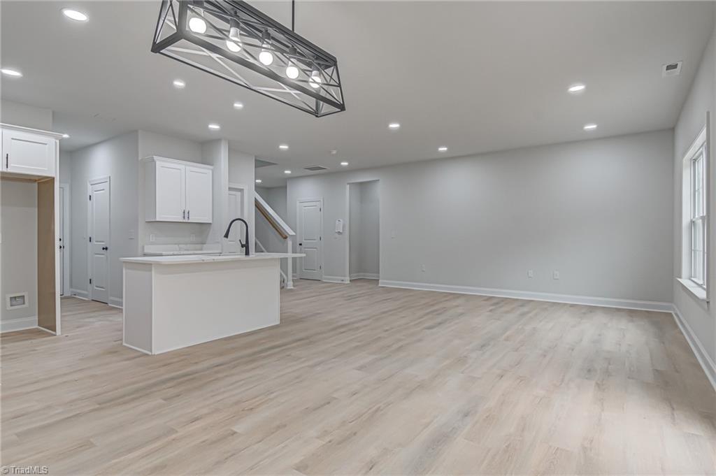 4721 Ridgefall Road Greensboro, NC 27410 - Photo 5 of 29