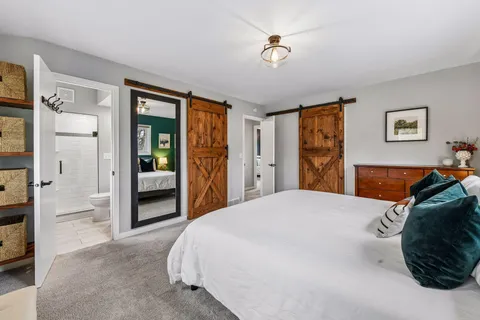 $800,000 | 4432 Eagle Ridge Place, Minnetonka, MN 55345