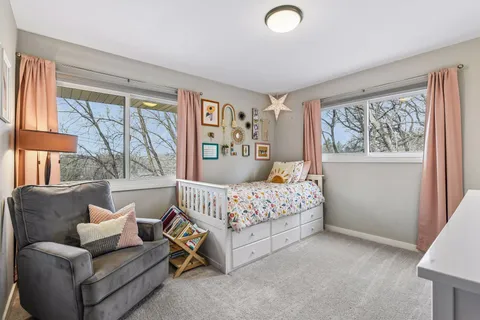 $800,000 | 4432 Eagle Ridge Place, Minnetonka, MN 55345