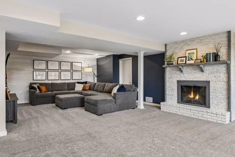 $800,000 | 4432 Eagle Ridge Place, Minnetonka, MN 55345