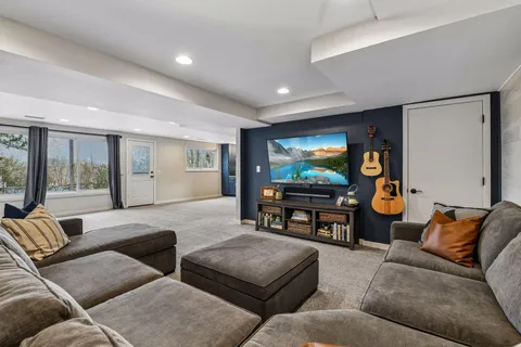 $800,000 | 4432 Eagle Ridge Place, Minnetonka, MN 55345