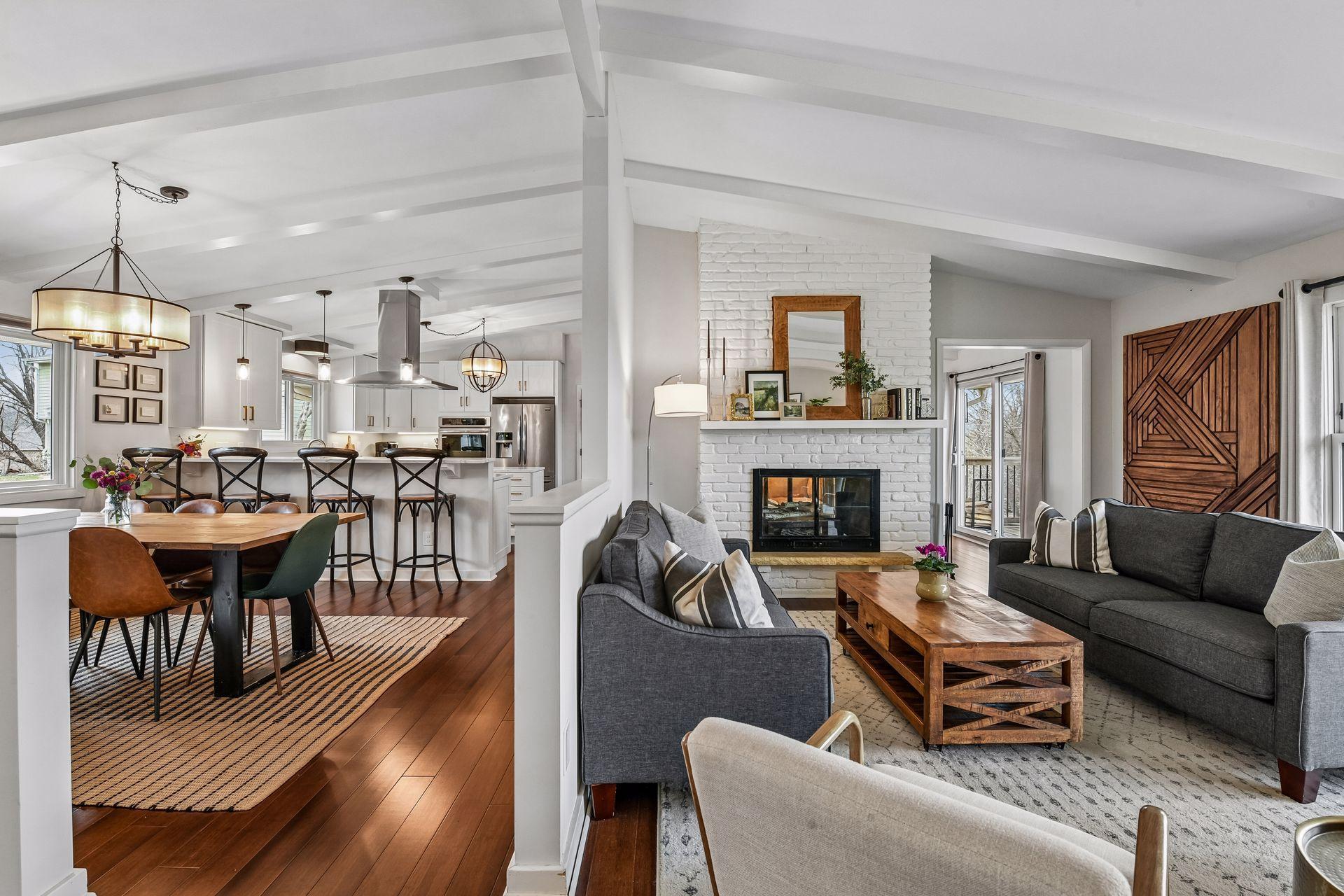 4432 Eagle Ridge Place Minnetonka, MN 55345 - Photo 3 of 43