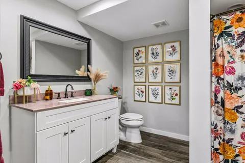 $800,000 | 4432 Eagle Ridge Place, Minnetonka, MN 55345