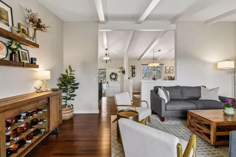 $800,000 | 4432 Eagle Ridge Place, Minnetonka, MN 55345