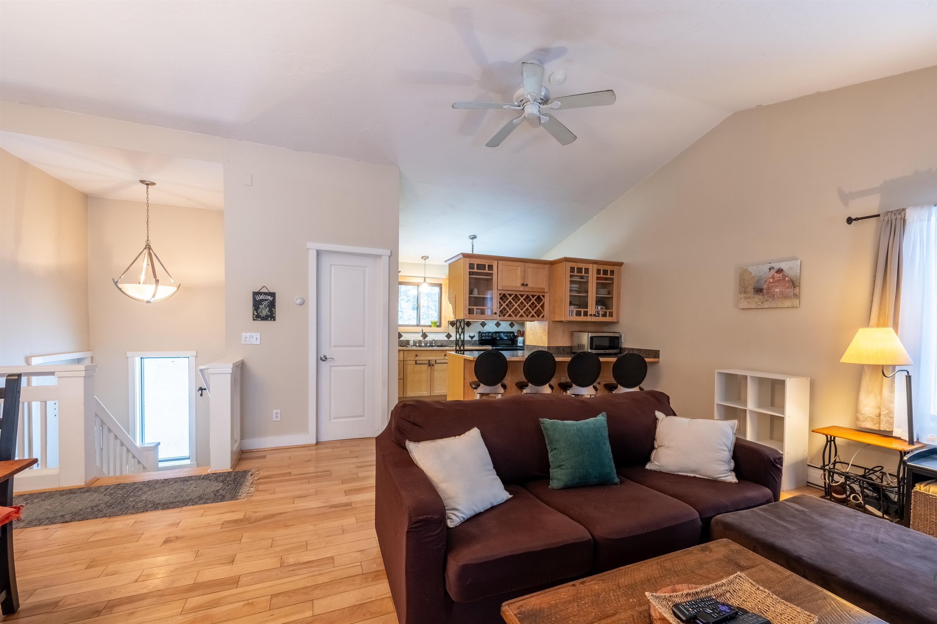 1299 Quechee Main Street, Unit 2E Hartford, VT 05059 - Photo 9 of 22