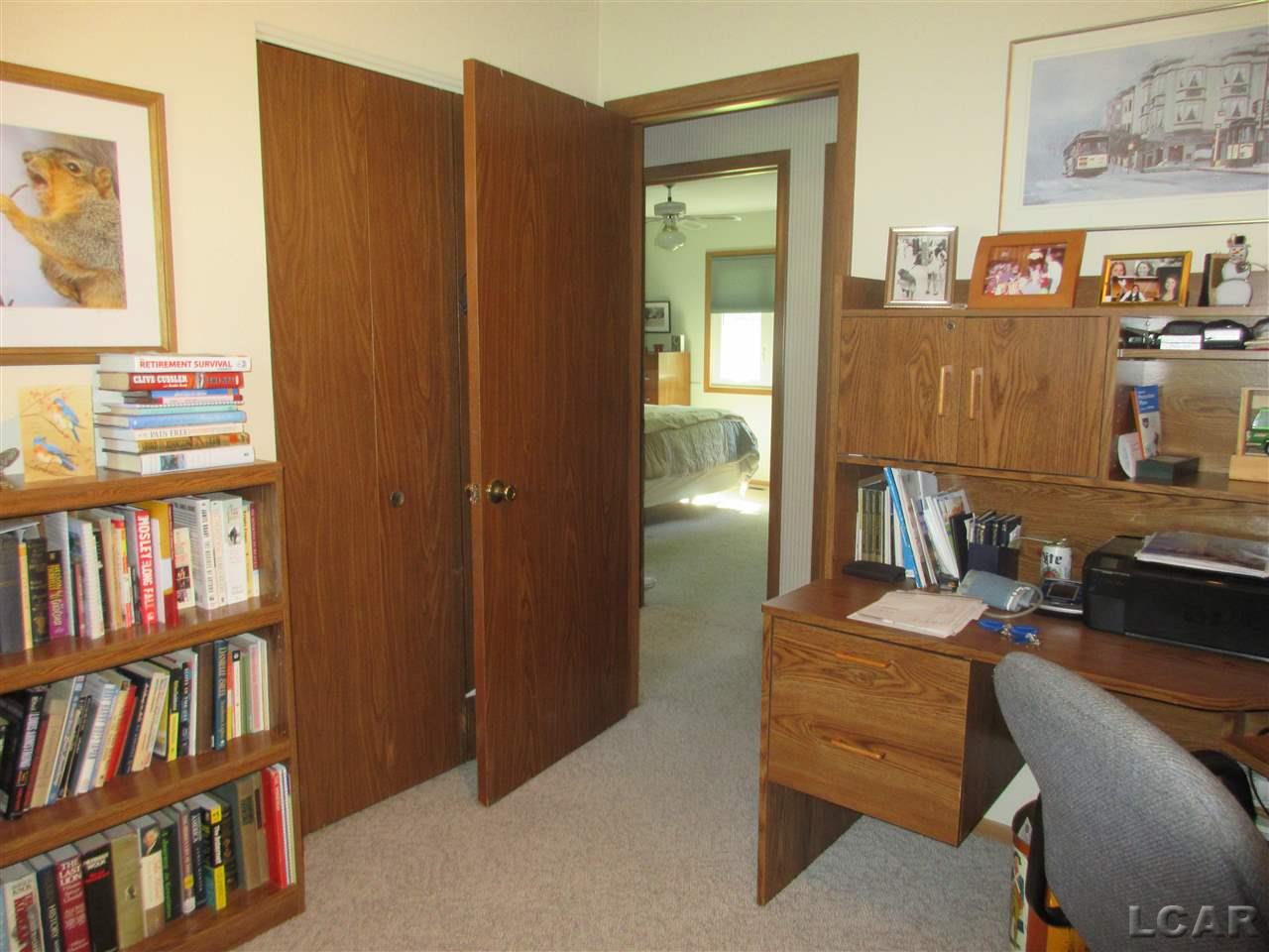 38 Ridgemont Drive Adrian, MI 49221 - Photo 24 of 51 31385577-23.JPG
