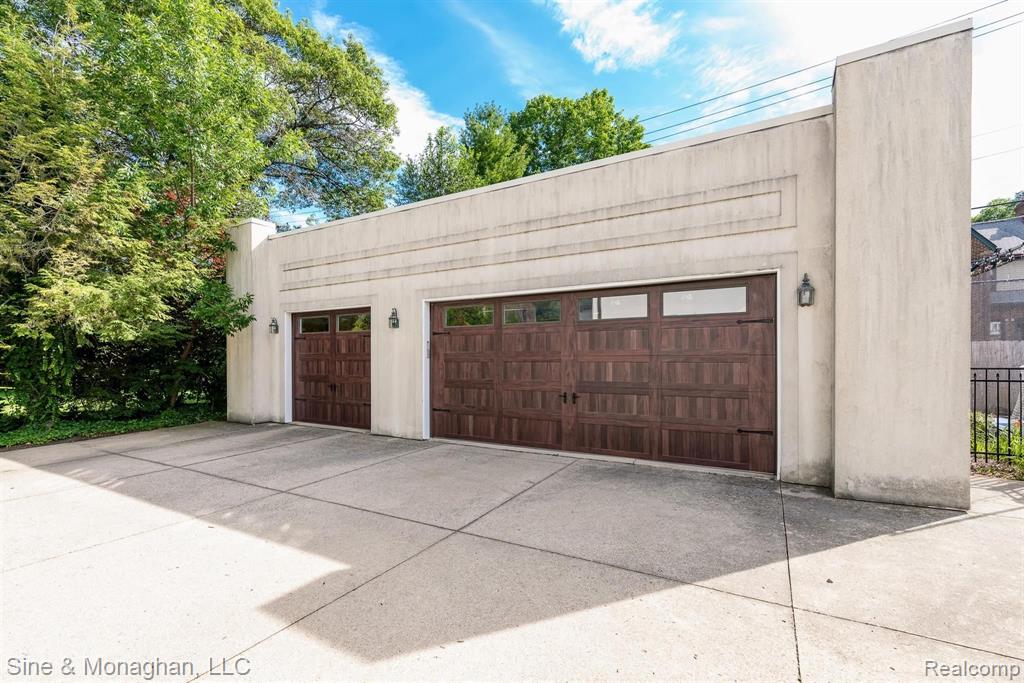 1040 Devonshire Road Grosse Pointe Park, MI 48230 - Photo 69 of 95