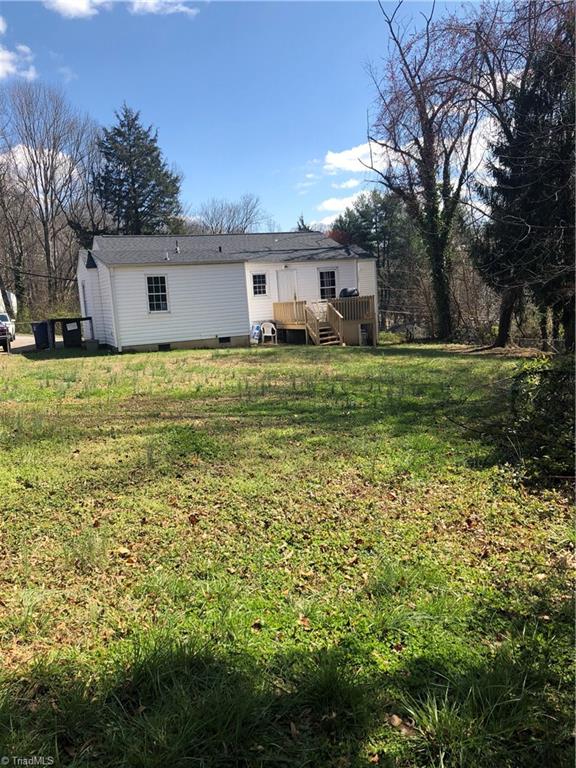 3630 Harvard Road Winston-Salem, NC 27107 - Photo 15 of 16 Large fenced in yard.