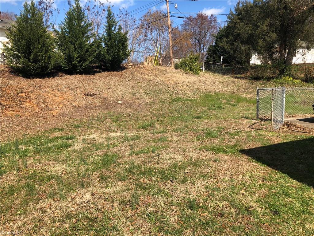 3630 Harvard Road Winston-Salem, NC 27107 - Photo 16 of 16 Large side and part of the front yard.