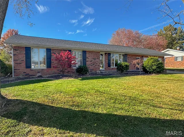 $200,000 | 248 Kues Avenue, Aviston, IL 62216