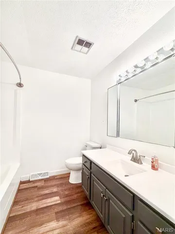 $200,000 | 248 Kues Avenue, Aviston, IL 62216