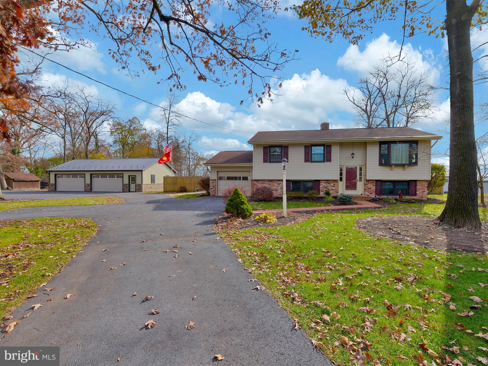 297 Mt Gretna Road Elizabethtown, PA 17022 - Photo 2 of 26 Gallery Image 2