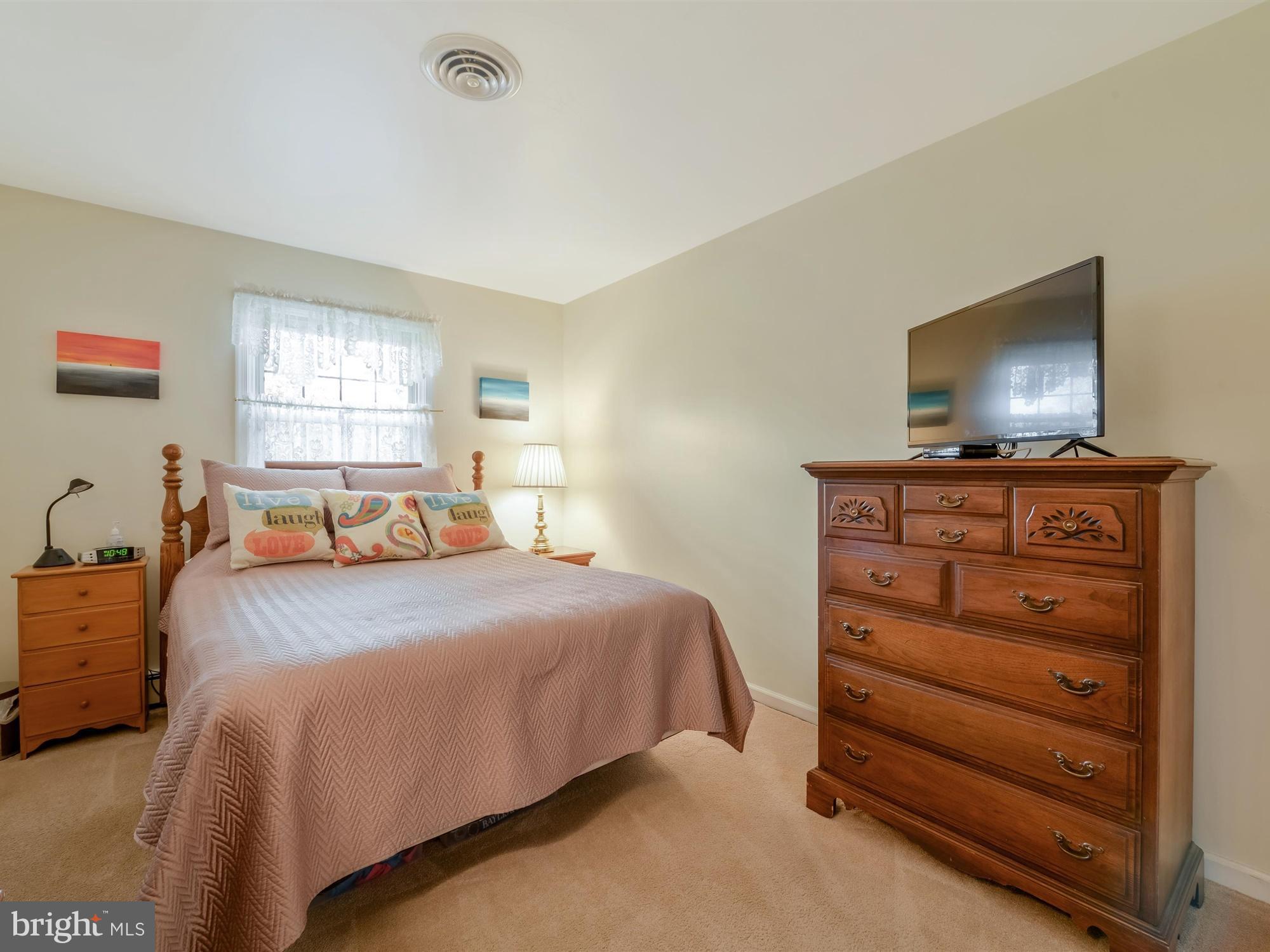 297 Mt Gretna Road Elizabethtown, PA 17022 - Photo 13 of 26 Bedroom 2