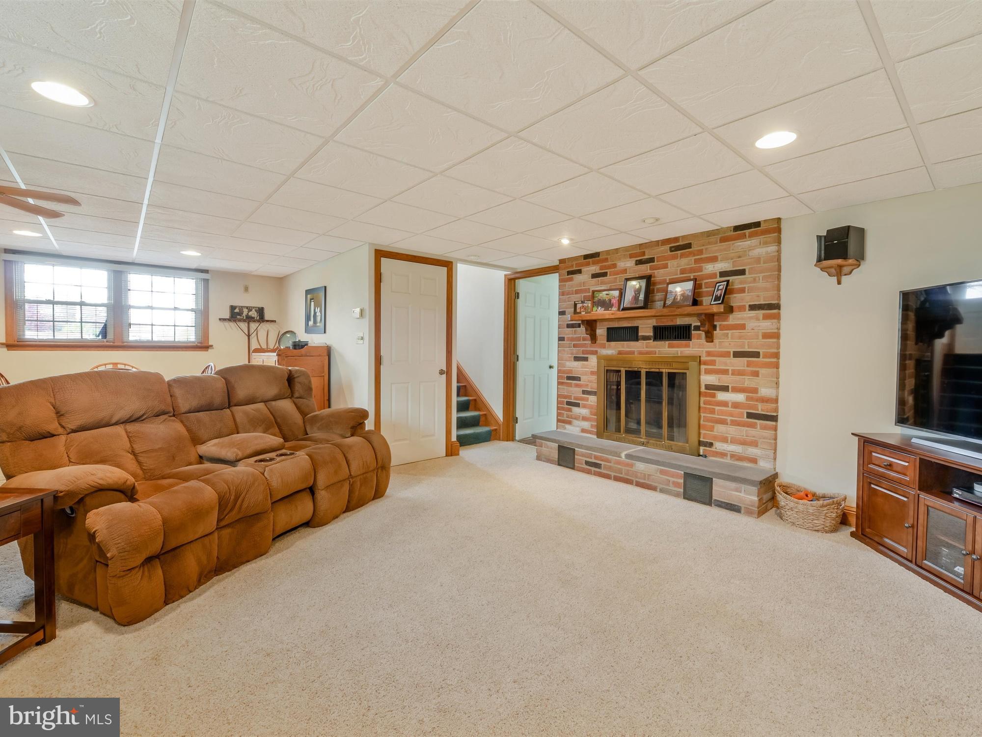 297 Mt Gretna Road Elizabethtown, PA 17022 - Photo 16 of 26 Gallery Image 16