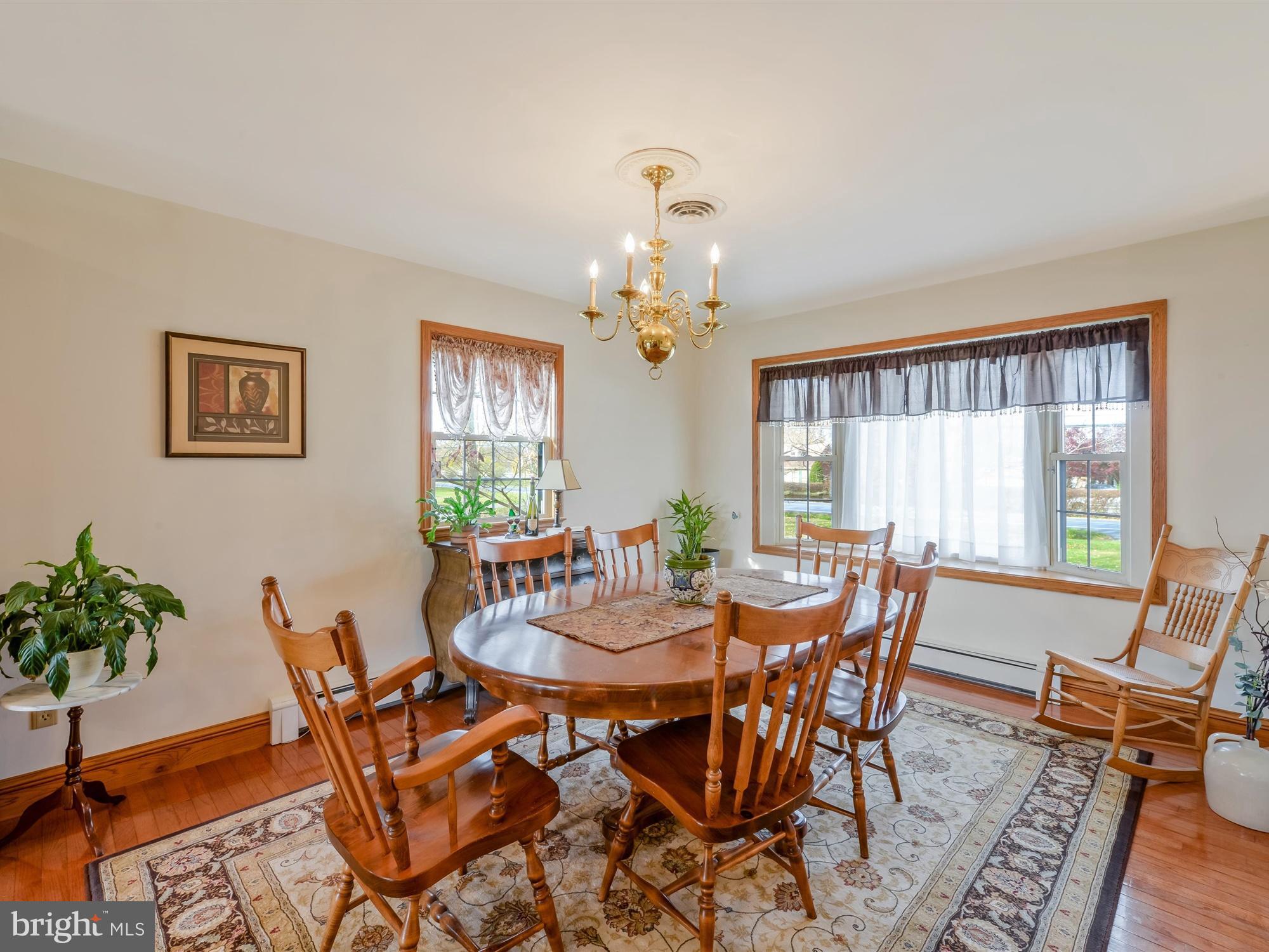 297 Mt Gretna Road Elizabethtown, PA 17022 - Photo 4 of 26 Dining Room