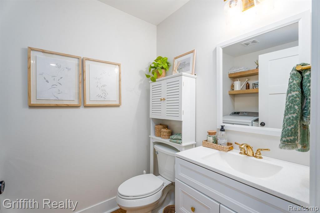 7215 Elms Road Swartz Creek, MI 48473 - Photo 29 of 42 Gallery Image 29