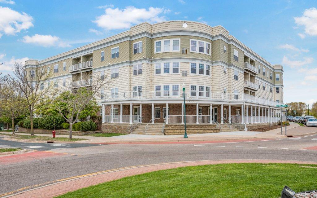 114200 Hundertmark Road, Unit 110 Chaska, MN 55318 - Photo 1 of 26