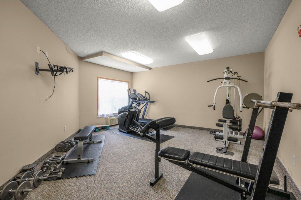 114200 Hundertmark Road, Unit 110 Chaska, MN 55318 - Photo 21 of 26