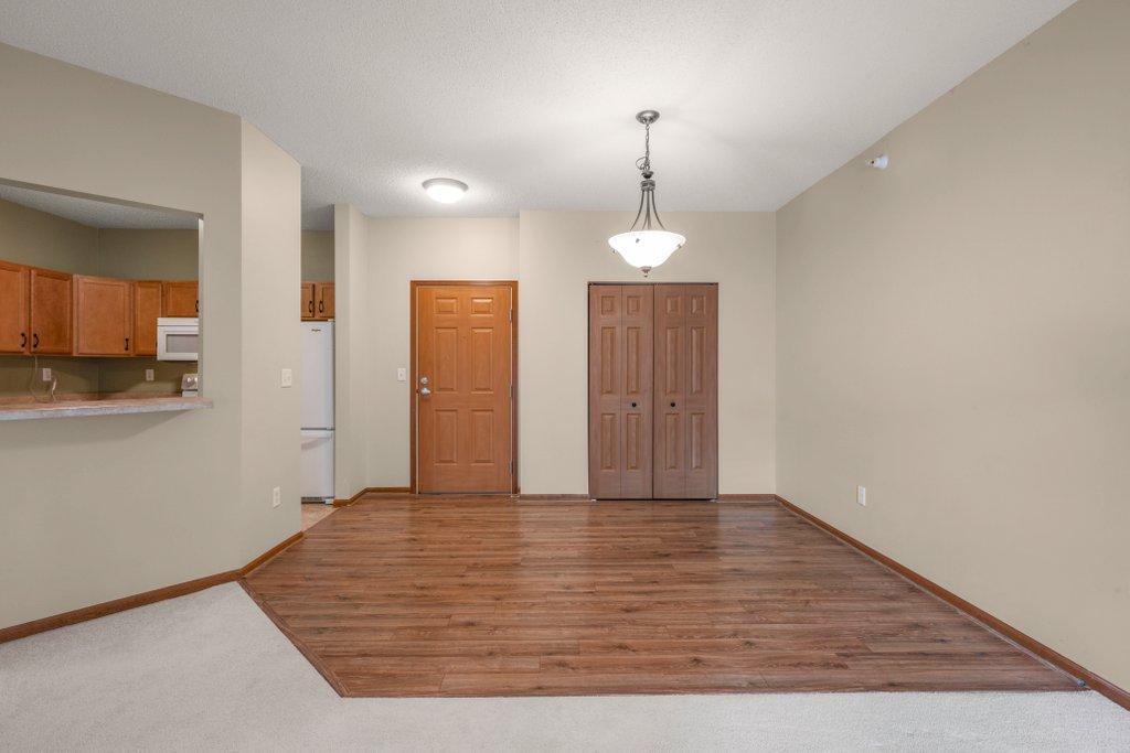 114200 Hundertmark Road, Unit 110 Chaska, MN 55318 - Photo 5 of 26