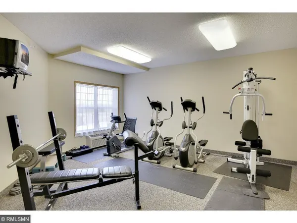 $199,027 | 114200 Hundertmark Road, Unit 110, Chaska, MN 55318