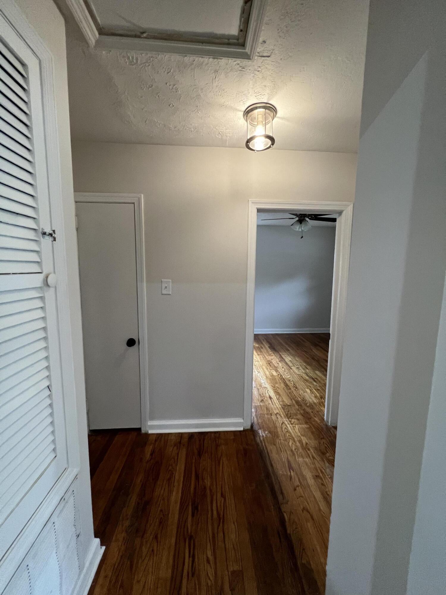 2824 Gordy Road Augusta, GA 30906 - Photo 16 of 28 Hallway