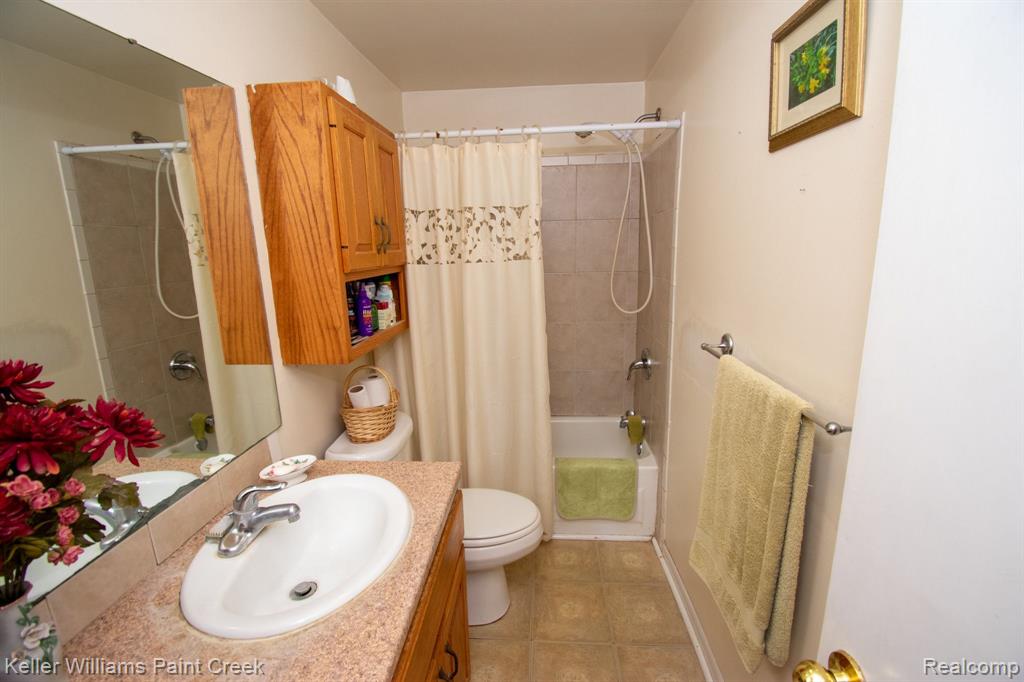 290 North Bailey Street Romeo, MI 48065 - Photo 17 of 28