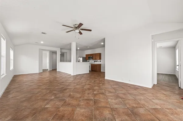 $1,900 | 19215 Talcott Way Drive, Tomball, TX 77375