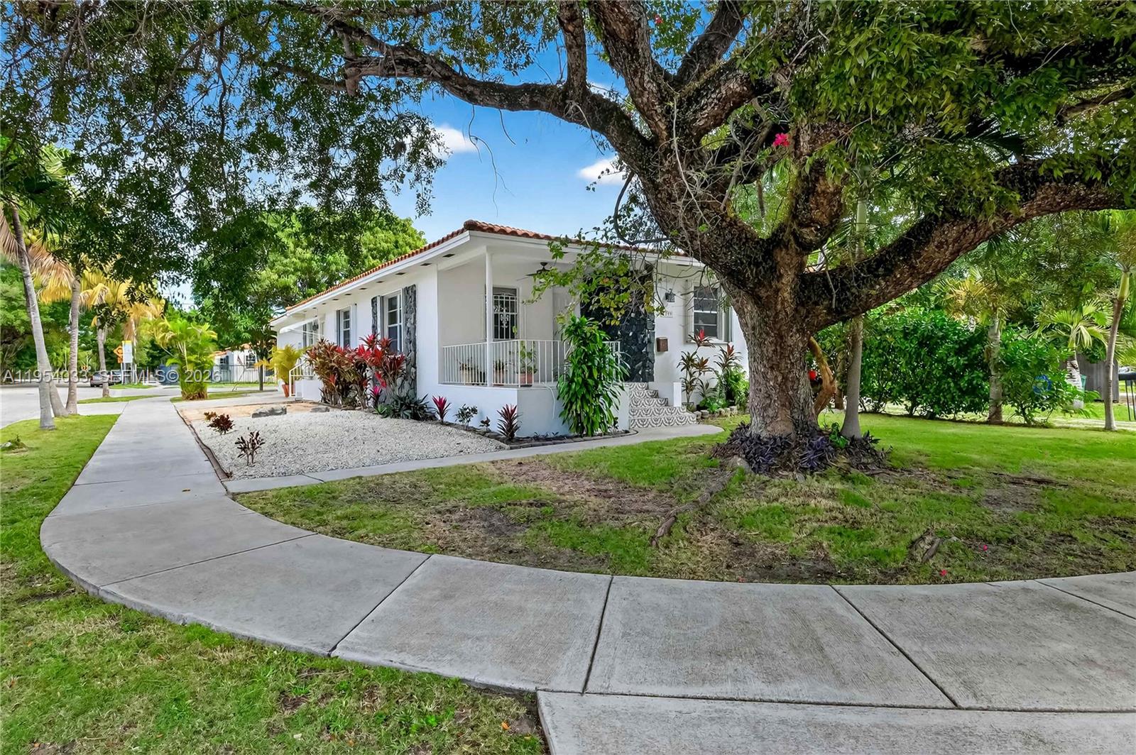 2399 Southwest 26th Lane Miami, FL 33133 - Photo 34 of 39 a view of outdoor space yard and green space
