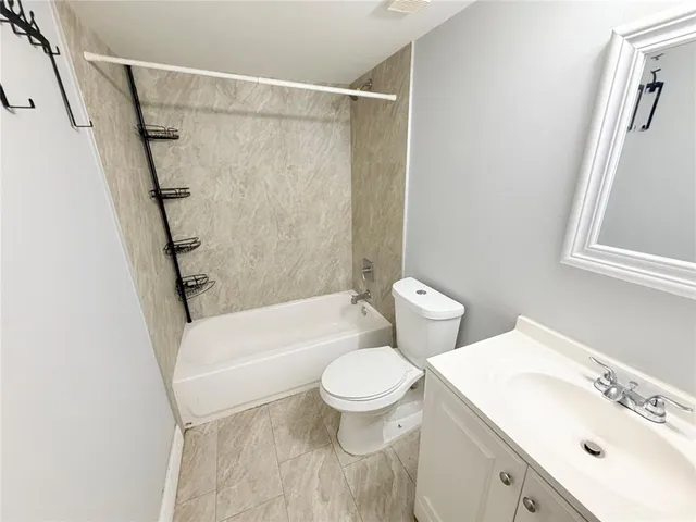 $1,550 | 1167 Benoist Farms Road, Unit 105, West Palm Beach, FL 33411