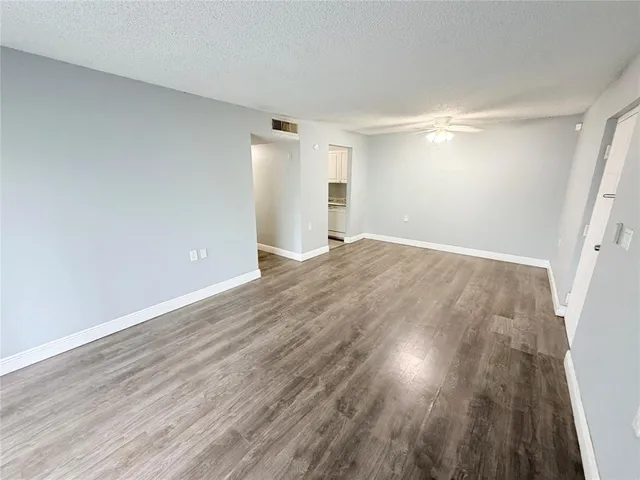 $1,550 | 1167 Benoist Farms Road, Unit 105, West Palm Beach, FL 33411