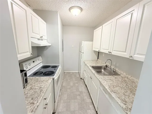 $1,550 | 1167 Benoist Farms Road, Unit 105, West Palm Beach, FL 33411