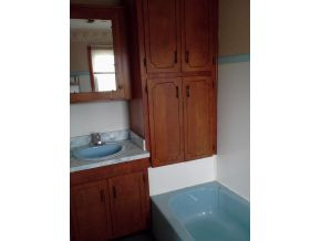 464 East Fork Road Greeneville, TN 37743 - Photo 7 of 14 Master Bath