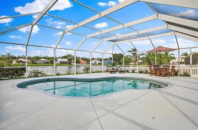 $3,200 | 4619 Turtle Bay Terrace, Bradenton, FL 34203