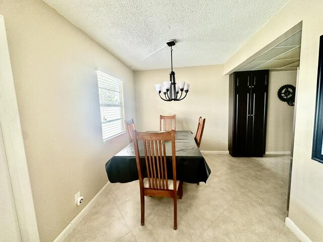 1049 Lincoln C Boca Raton, FL 33434 - Photo 6 of 49 DIning Area