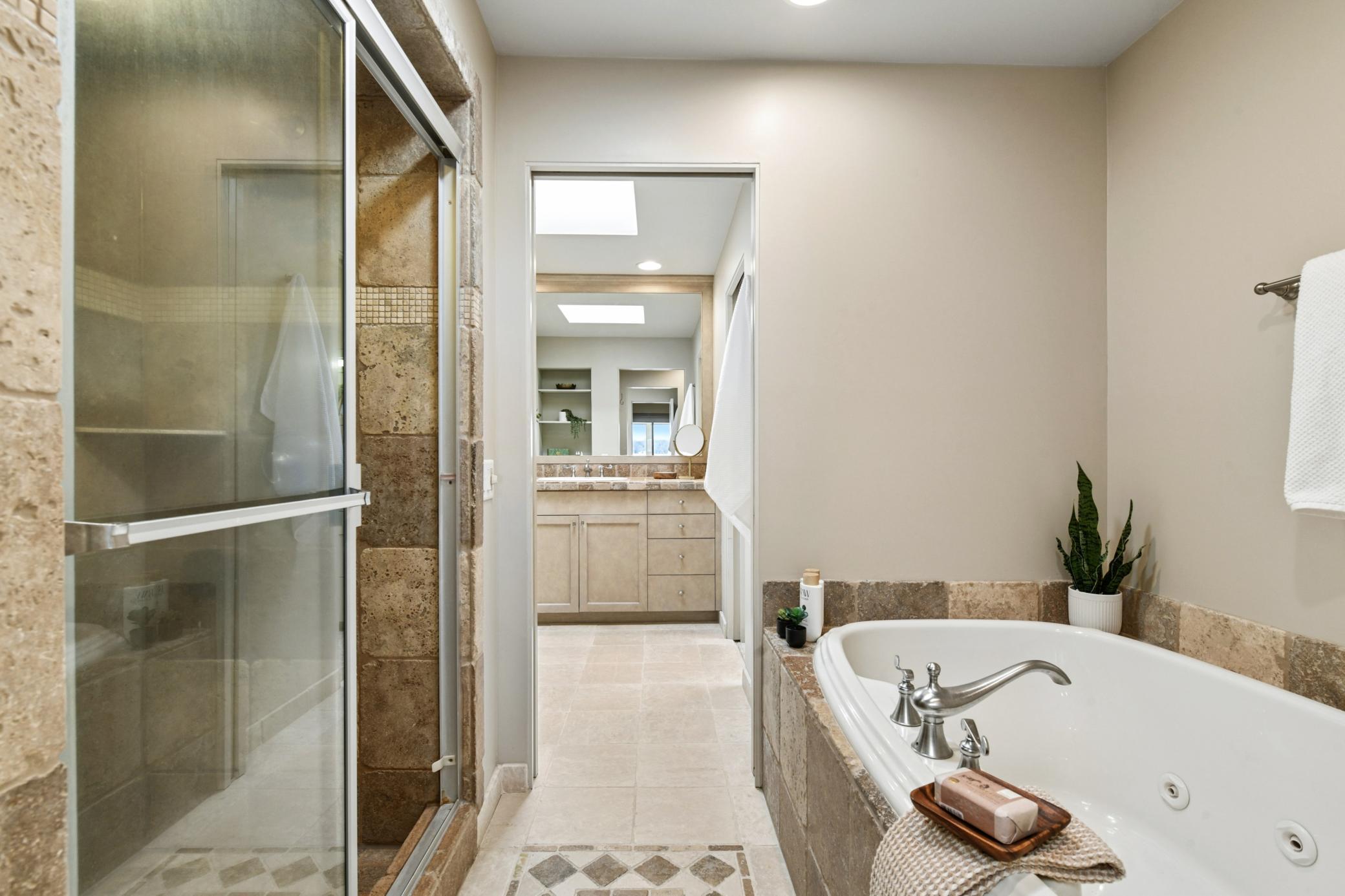 4770 Manitou Road Excelsior, MN 55331 - Photo 18 of 41