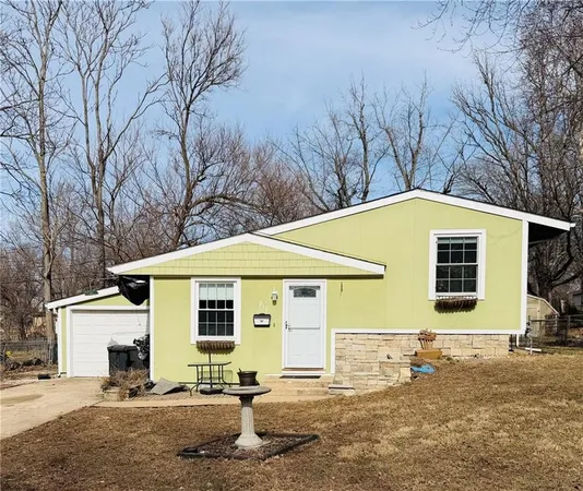 $215,000 | 210 Cherokee Drive, Belton, MO 64012