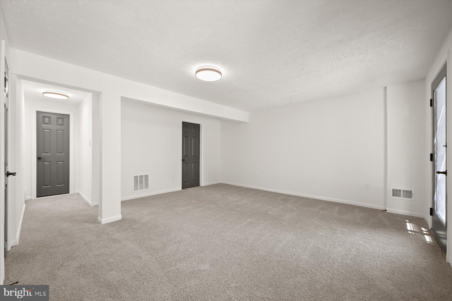 7833 Paddock Way Baltimore, MD 21244 - Photo 30 of 44