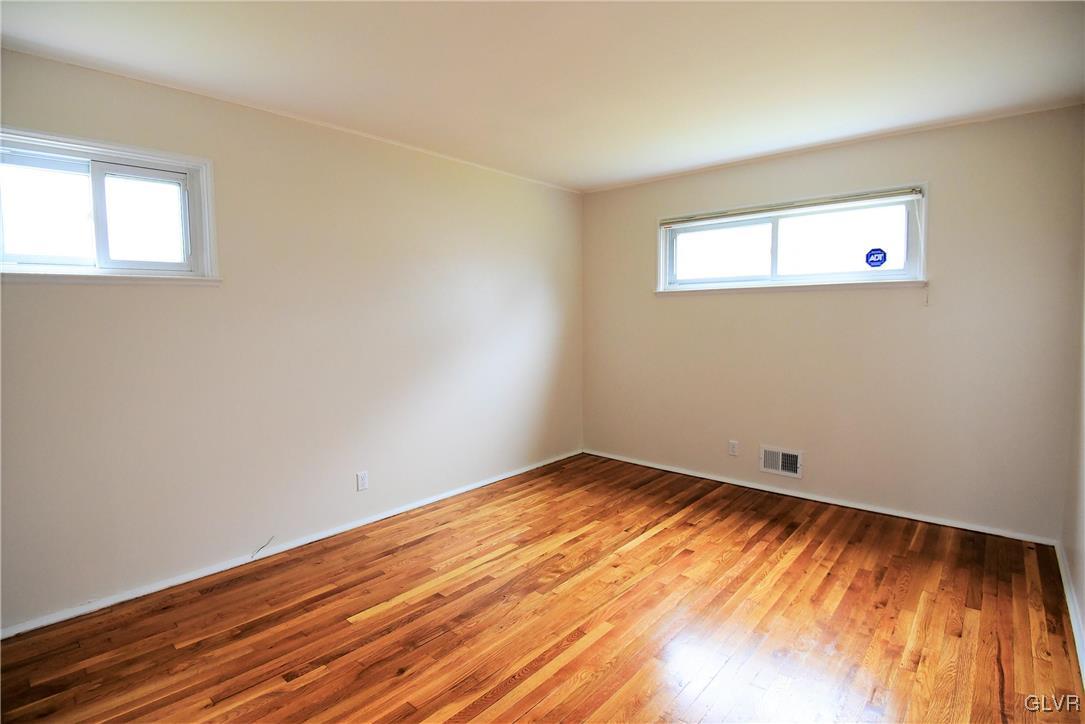 2118 Grove Road Bethlehem, PA 18018 - Photo 14 of 24 Gallery Image 14