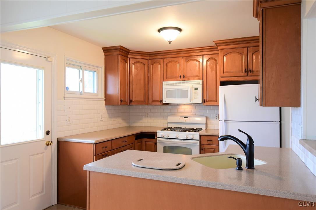 2118 Grove Road Bethlehem, PA 18018 - Photo 6 of 24 Gallery Image 6