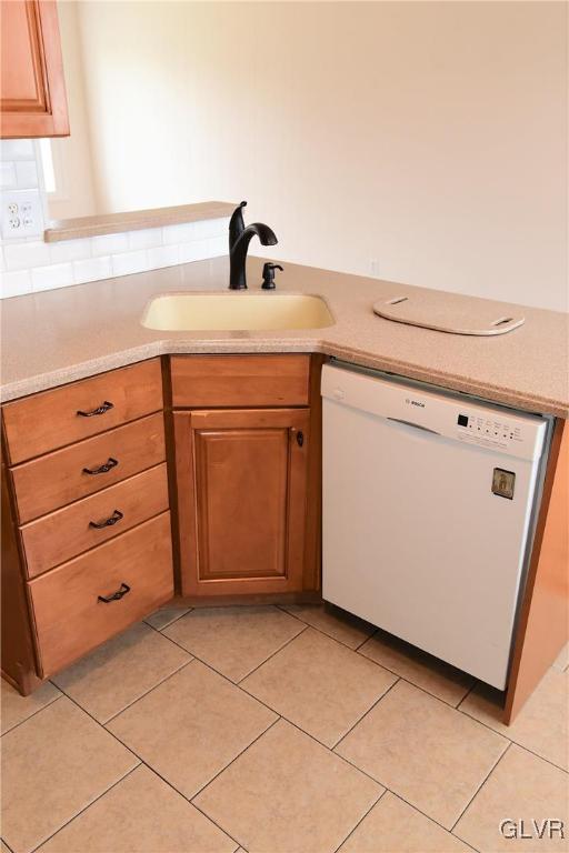 2118 Grove Road Bethlehem, PA 18018 - Photo 7 of 24 Gallery Image 7